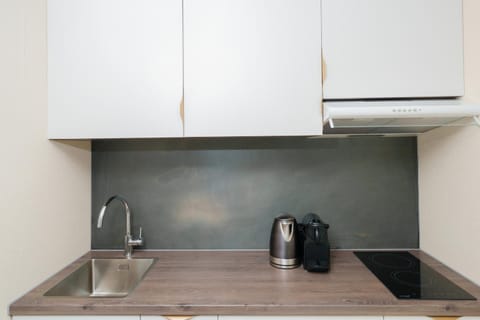 Coffee/tea facilities, Kitchen or kitchenette, minibar