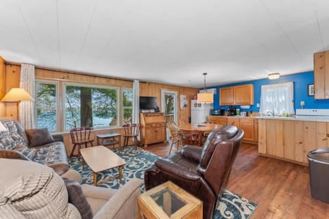 Minoqua Shores Cabin 6 Cabin in Minocqua