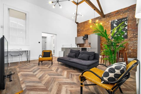 Living room, Decorative detail, Seating area, kitchen