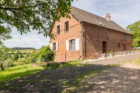 Property building, Day, Natural landscape, Garden