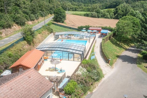 Day, Natural landscape, Bird's eye view, Pool view, Swimming pool, sunbed