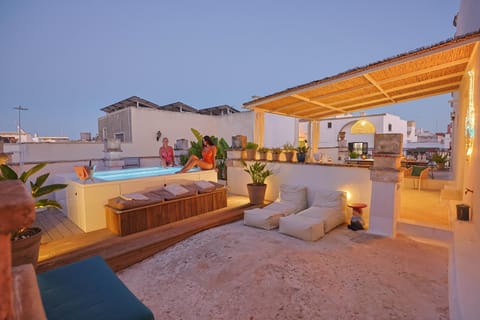 Patio, Balcony/Terrace, Open Air Bath