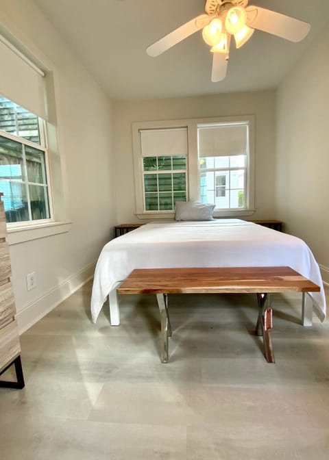 Historic Garden District! Apartment in Garden District