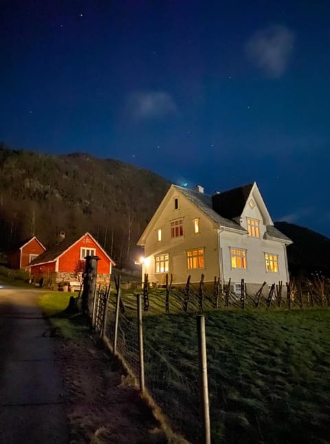 Property building, Night