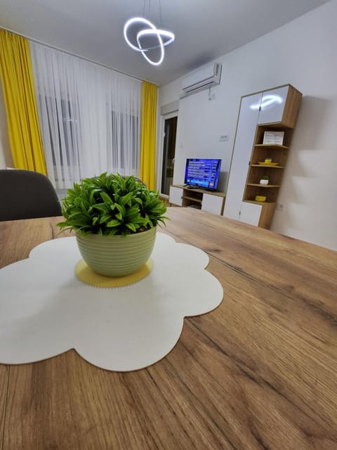 NS Apartman FREE PARKING Apartment in Novi Sad