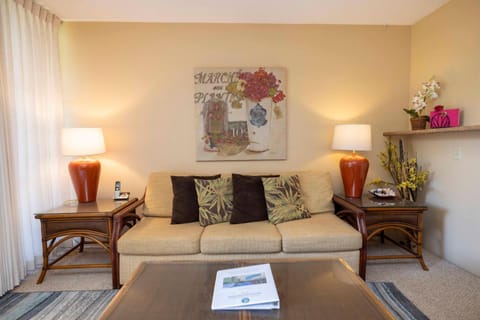 Maalaea Banyans 202 Apartment in Maalaea