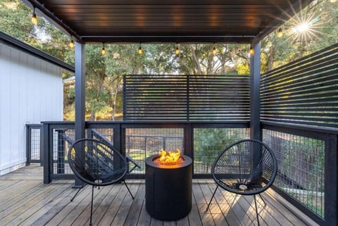 Templeton Creekside Cottage House in Templeton