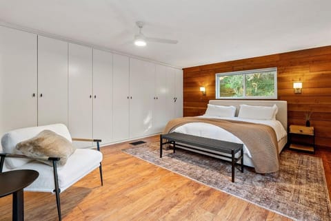 Templeton Creekside Cottage House in Templeton