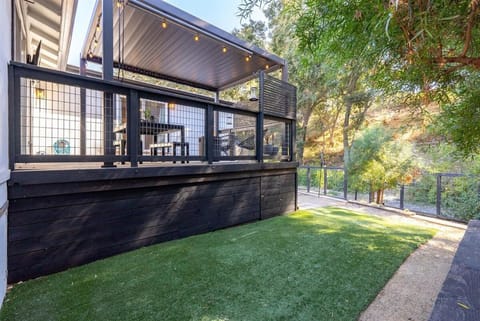 Templeton Creekside Cottage House in Templeton