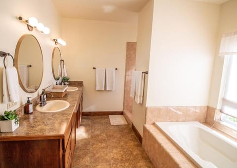 The Hive House at Castoro Cellars House in Templeton