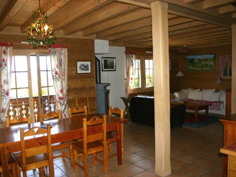 Chalet sur piste au Praz de Lys - 8 pers, 4 ch, proche Mont-Blanc - FR-1-815-2 Chalet in Haute-Savoie