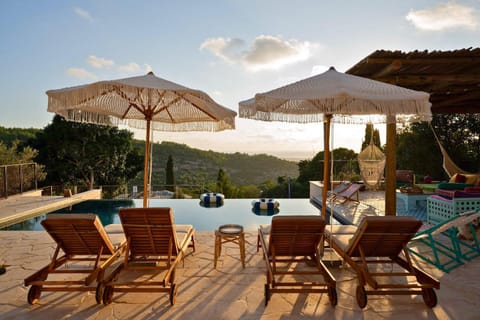 View (from property/room), Mountain view, Pool view, Sea view, Swimming pool, Swimming pool