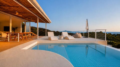 Patio, Day, Natural landscape, Balcony/Terrace, Pool view, Sea view, Swimming pool, sunbed