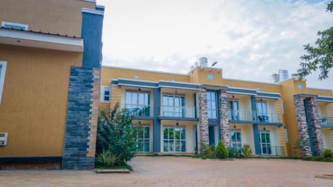 Property building, Day