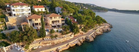 Oasis Premium Twin Apartment in Šibenik-Knin County, Croatia