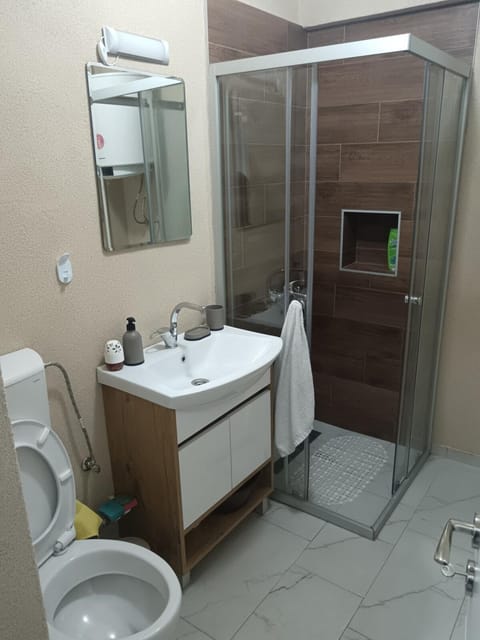 Shower, Toilet, Bathroom