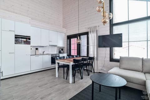 Kitchen or kitchenette, Seating area, Dining area
