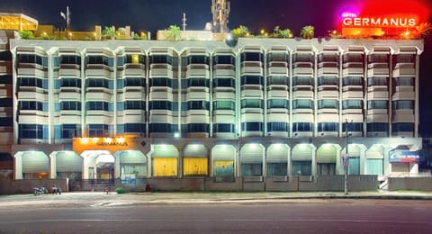 Property building, Facade/entrance, Night