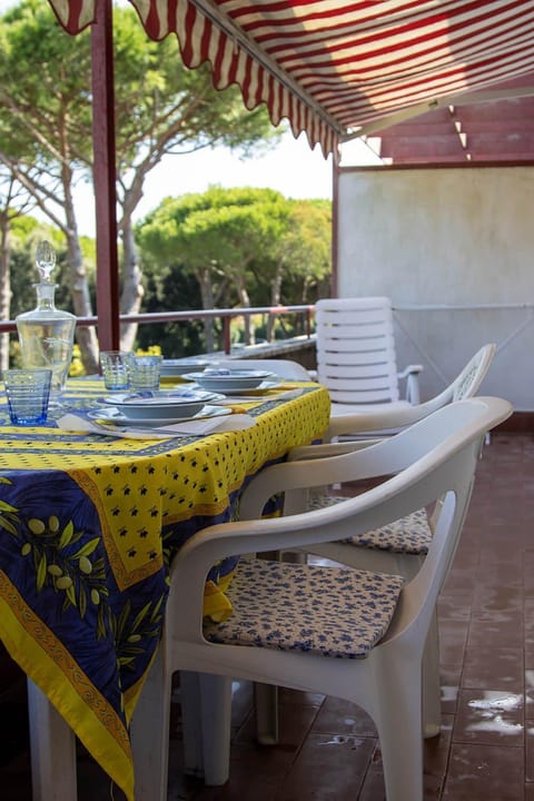 Day, Balcony/Terrace, Dining area