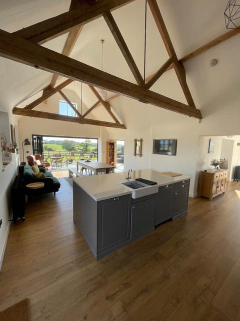 Barn Conversion on Farm with Beautiful Views House in Coventry