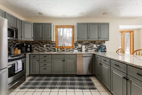 Up North Chalet Ac Bbq Bikes Chalet in Sleeping Bear Dunes