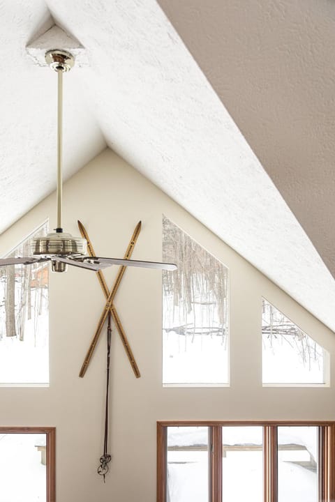 Up North Chalet Ac Bbq Bikes Chalet in Sleeping Bear Dunes