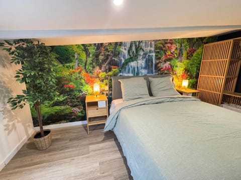 Suite Tropical-Netflix-Parking Apartment in Hauts-de-France