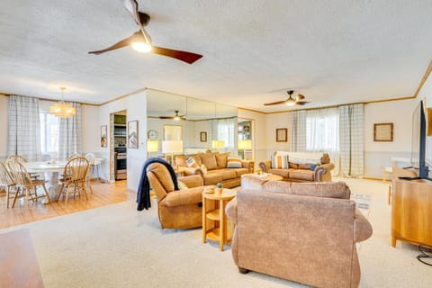 Deck and Lake Views Modern Eagle Rock Gem House in Roaring River Township