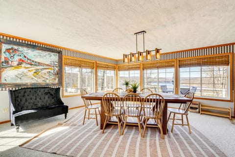 Deck and Lake Views Modern Eagle Rock Gem House in Roaring River Township