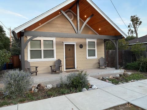 Olive with a Twist House in Paso Robles