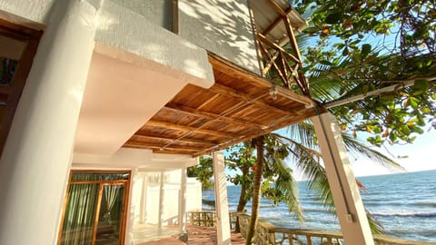 Natural landscape, Balcony/Terrace, Sea view