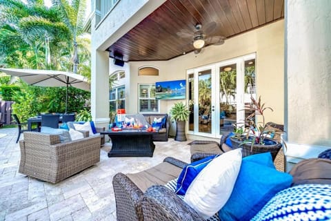 5BR Luxury Mins to Las Olas, Shops and Beach House in Fort Lauderdale
