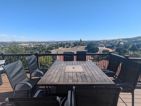 Highland Park Panorama House in Paso Robles