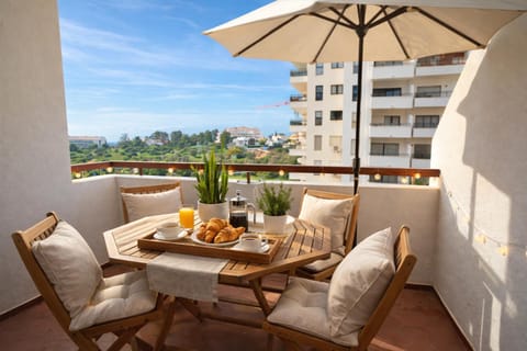 View (from property/room), Balcony/Terrace, Breakfast