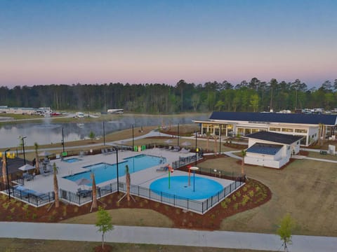 Savannah Lakes RV Resort House in Hardeeville