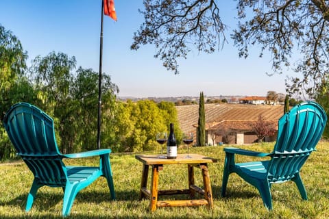 46 West Walnut Hill House in Templeton