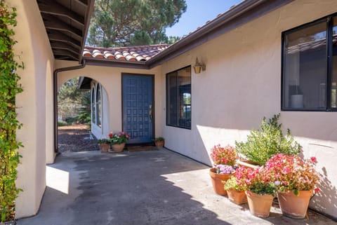 Hacienda Buena Vida House in Templeton