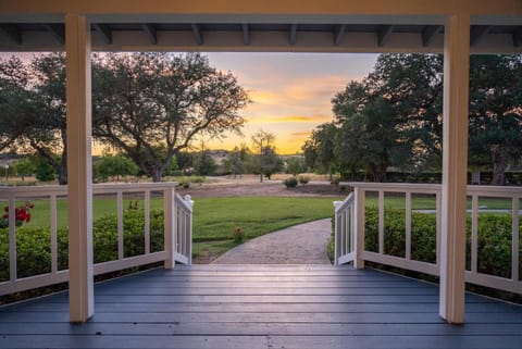 Oaks and Roses Ranch House in Paso Robles