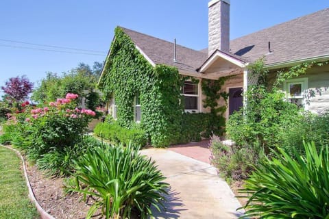 Cottage at Capitol Hill House in Paso Robles