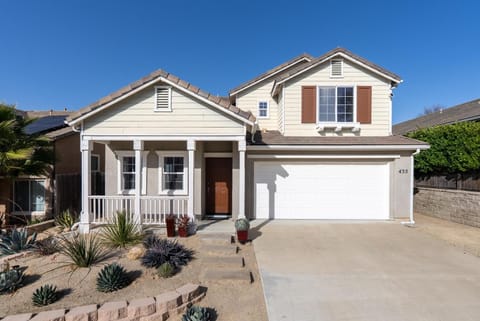 Sunset Summit House in Paso Robles