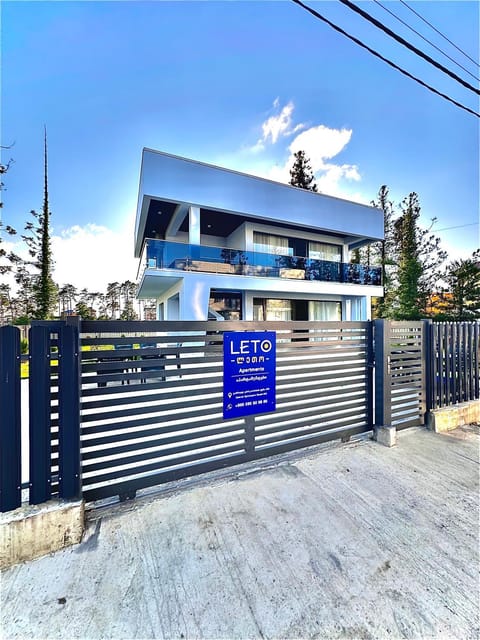 Property building, Day