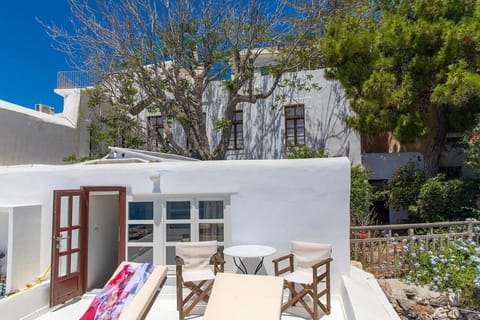 Dream House in the Venetian Castle House in Naxos