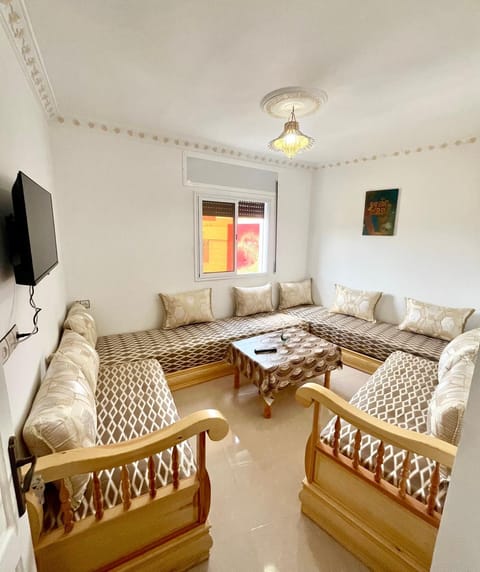 Communal lounge/ TV room, TV and multimedia, Living room, Seating area