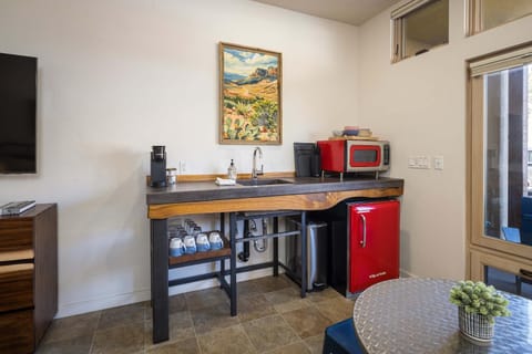 Downtown Hideaway in the Heart of Moab Apartment in Moab