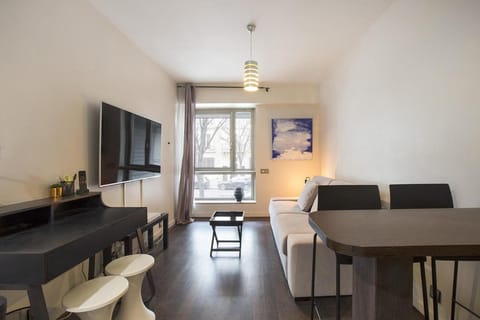 Studio Etoile Foch Champs Elysées Apartment hotel in Paris