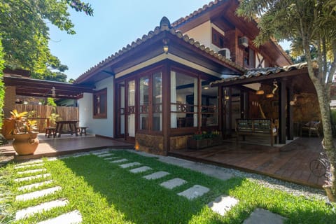 House in Búzios, 3 Suites and Barbecue Area| VF 09 House in Armacao dos Buzios