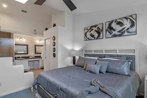 15730 BAY VISTA DRIVE CLERMONT 4BED Villa in Four Corners