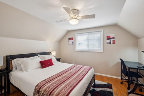 Uline Hospitality home House in Alexandria