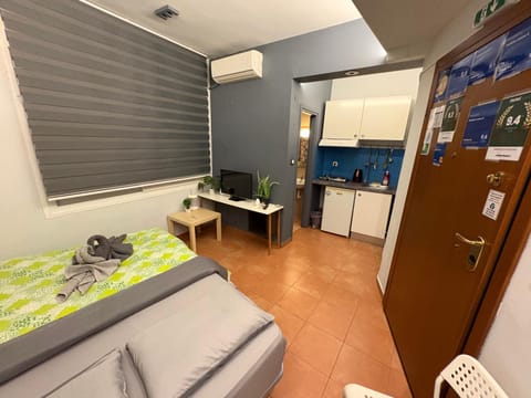 Jordan's Room 23 Apartment in Thessaloniki