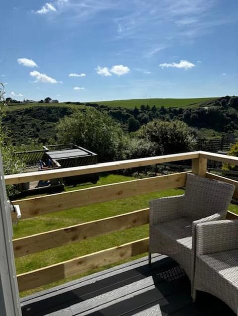 Day, Natural landscape, View (from property/room), Balcony/Terrace